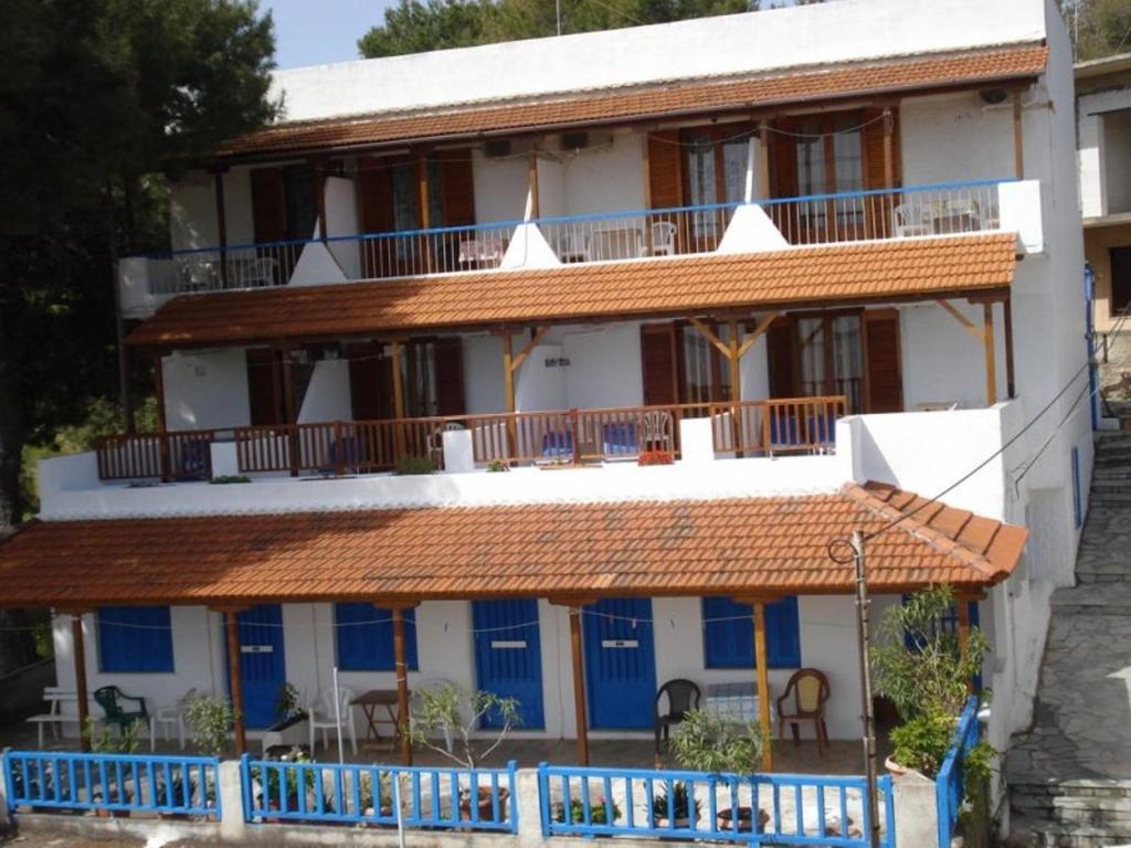 Ethra Hotel Patitírion Exterior photo